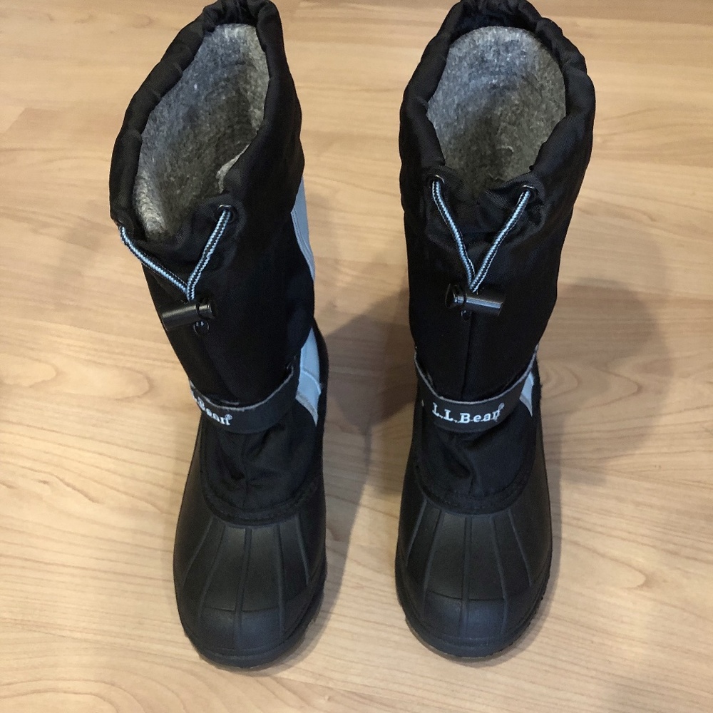 LL Bean Northwoods Kids size 6 snow boots like New